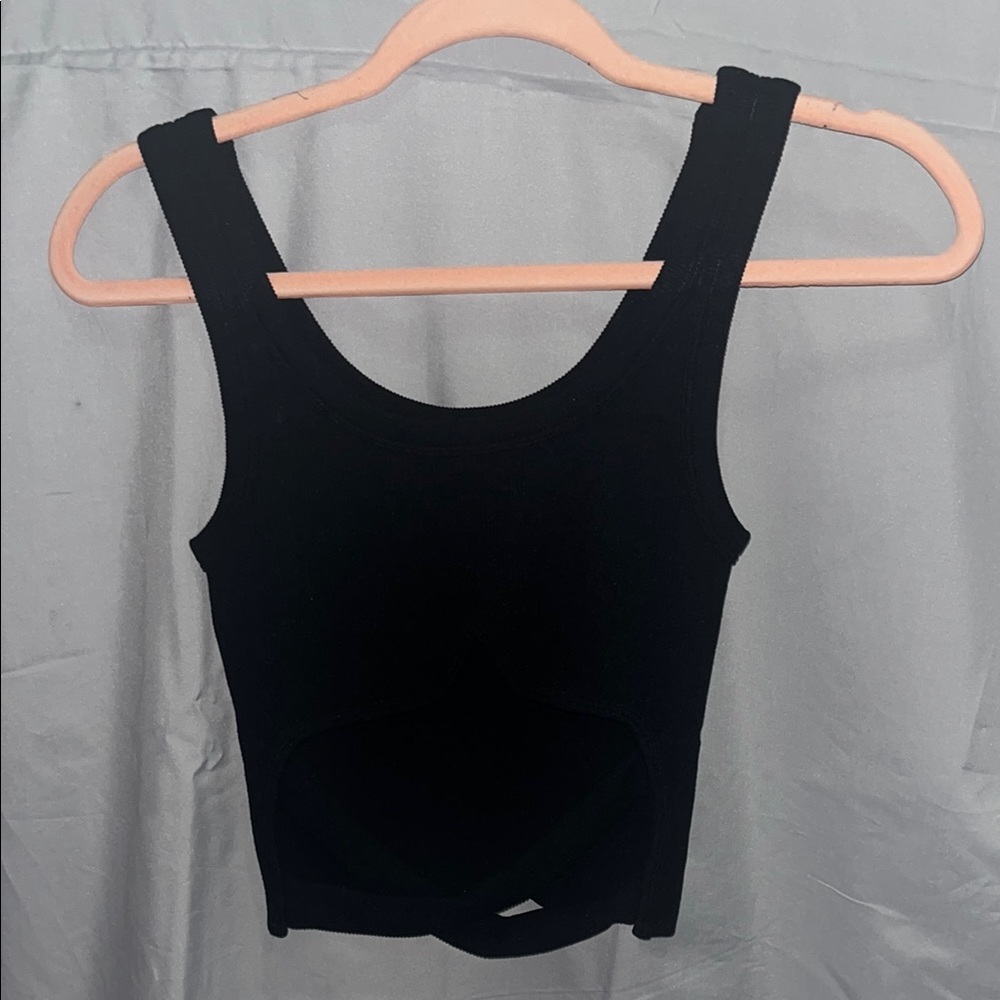 Black Sleeveless Crop Top